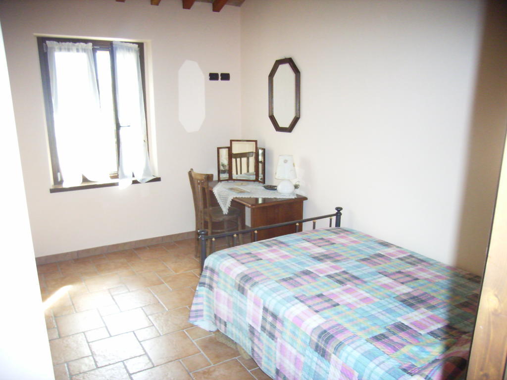 Agriturismo Biologico Villa Rosa Monte Guiduccio 객실 사진